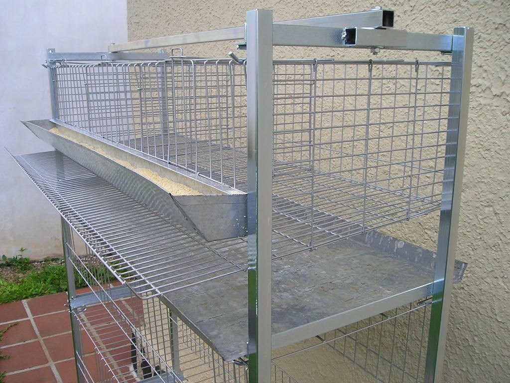 Bateria de 4 Gaiolas para Codornão Codorna Gigante para 120 aves