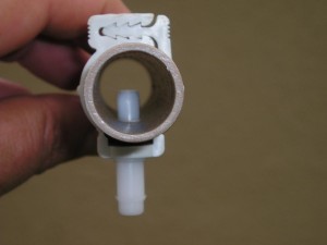 Bebedouro automático Copinho - Detalhe interno do Pino adaptador no tubo pvc de 20 mm